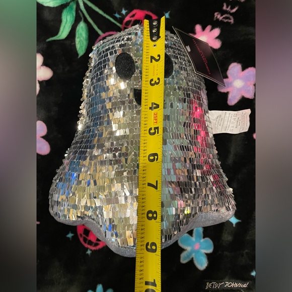 CHRISTIAN SIRIANO NWT Halloween Silver Sequin Plush Weighted Ghost 🪩👻🪩 - Picture 4 of 10